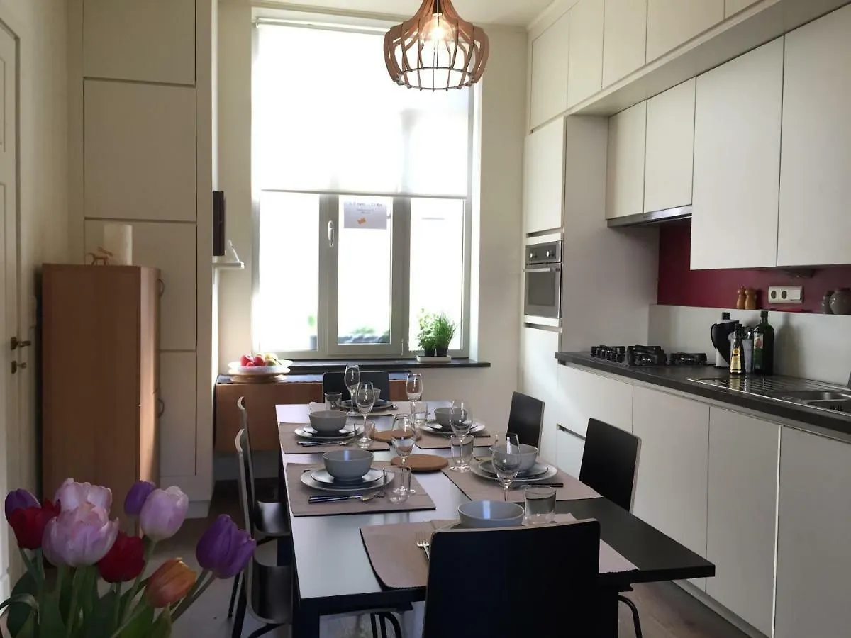 Holiday home 1,2,Trois...Le Roi Bed & Breakfast Ghent Belgium