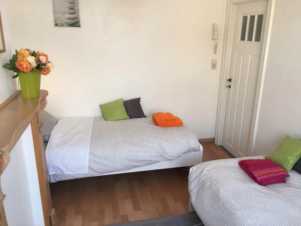 1,2,Trois...Le Roi Bed & Breakfast Ghent 0*,  Belgium